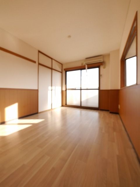 居室・リビング　★お部屋探しは株式会社タウンハウジング東京まで★