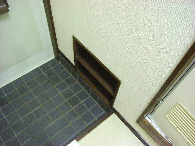 玄関　※前回募集時のお写真です。