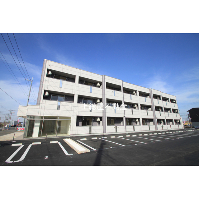 建物外観　（オートロックマンション　防犯カメラもつ