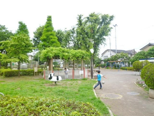 公園　公園（公園）まで200m