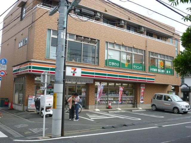 コンビニ　セブンイレブン（コンビニ）まで400m