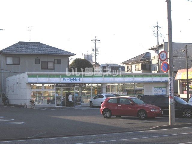 コンビニ　ファミリーマート 静岡中吉田店（コンビニ）まで522m