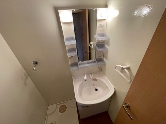 洗面設備　※別部屋の写真です