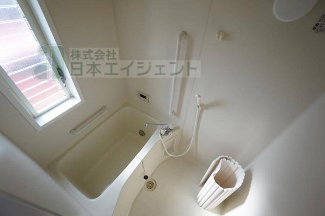 バス・シャワールーム　浴室