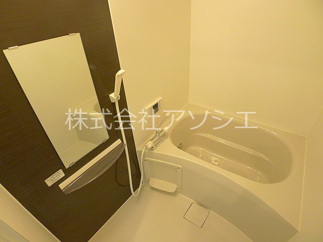 バス・シャワールーム　バスルーム