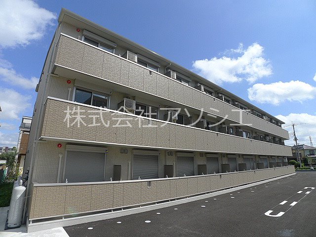 建物外観　ロイヤルヒル越谷のご紹介は住まいの窓口アソシエにお任せくださ