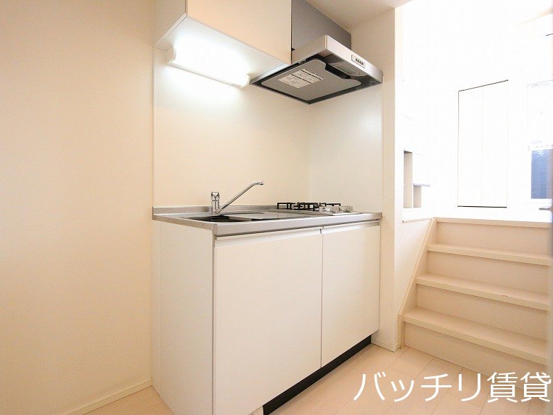 キッチン　画像は別号室タイプの為、現状を優先致します。