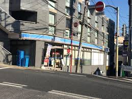 コンビニ　ローソン三田4丁目店（コンビニ）まで197m