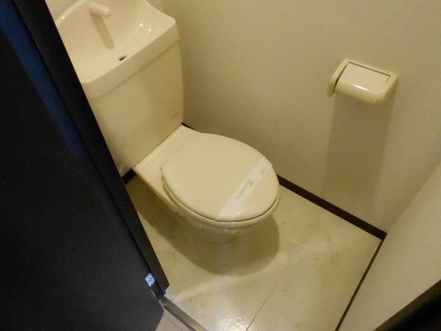 フジパレス愛泉のトイレ写真
