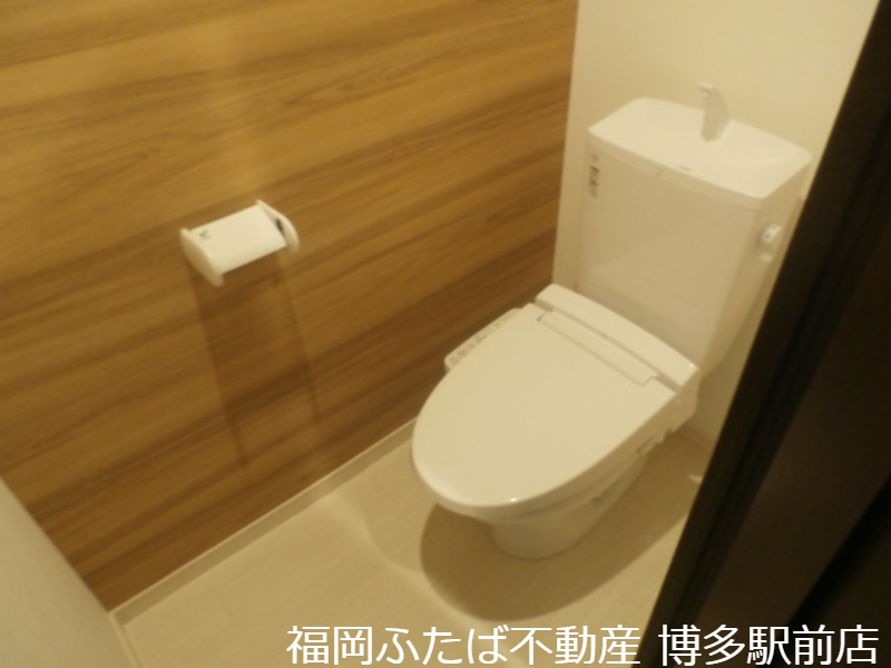 Grandtic AK千早のトイレ写真
