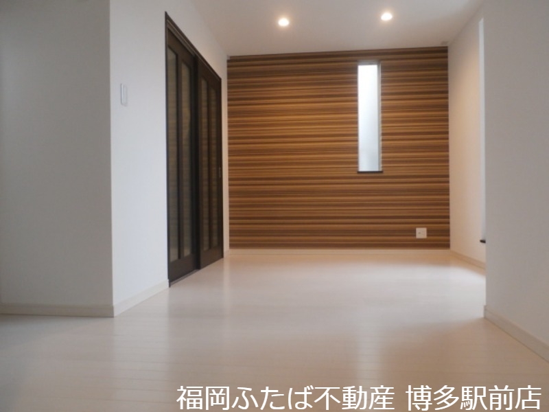 Grandtic AK千早の居間写真