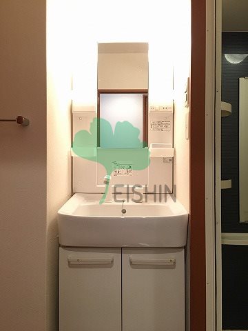洗面設備　シンプルで使いやすい洗面台です！