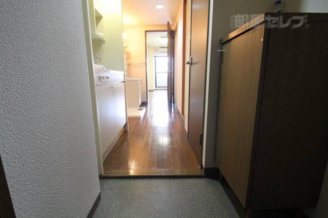 玄関　＊４０３号室内装写真参照