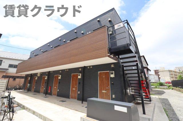 建物外観　スタイリッシュなデザインが際立ちます☆