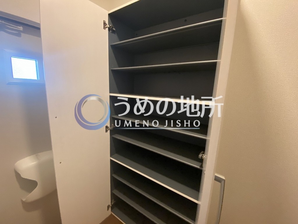 収納　靴箱