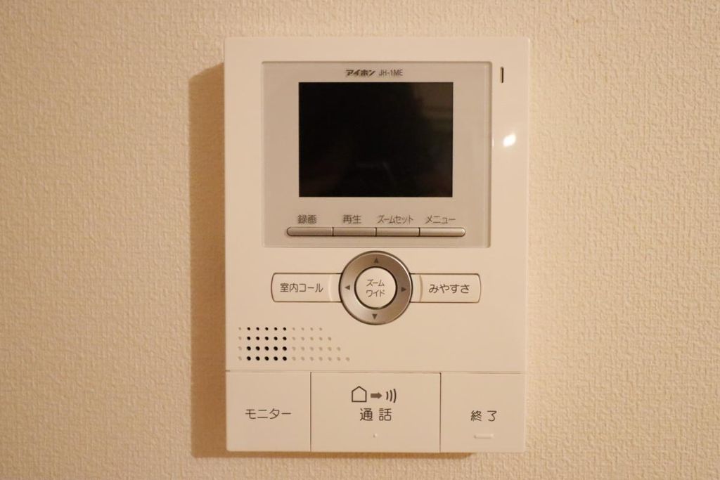 セキュリティ　モニター付きインターホン