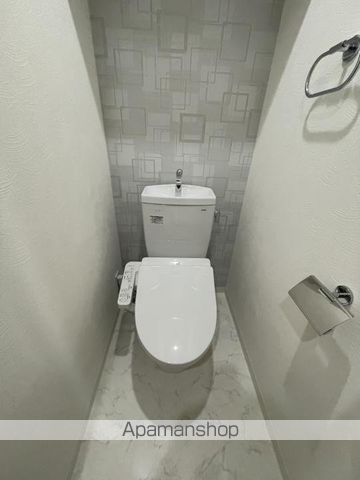 地下鉄谷町線 南森町駅 徒歩7分 9階建 築4年のトイレ写真