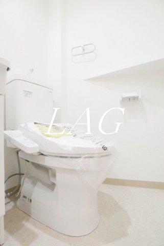 ＪＲ総武線 幕張駅 徒歩6分 3階建 築3年のトイレ写真