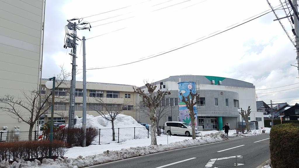 新潟市西区 3階建 築21年の周辺写真