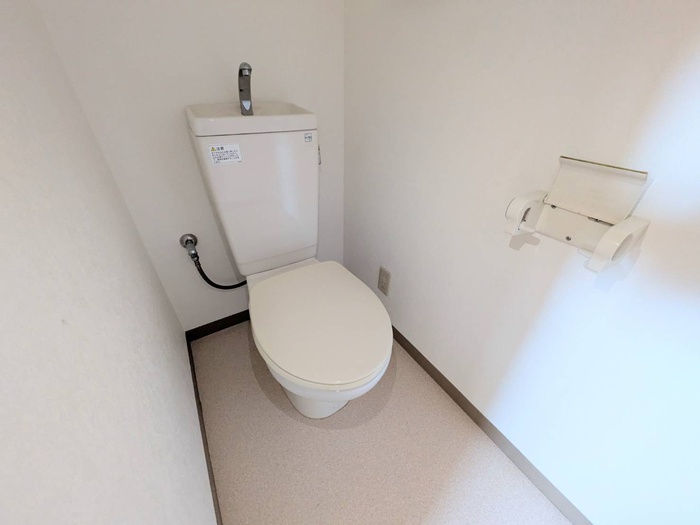 ＪＲ山陽本線 五日市駅 徒歩20分 2階建 築26年のトイレ写真