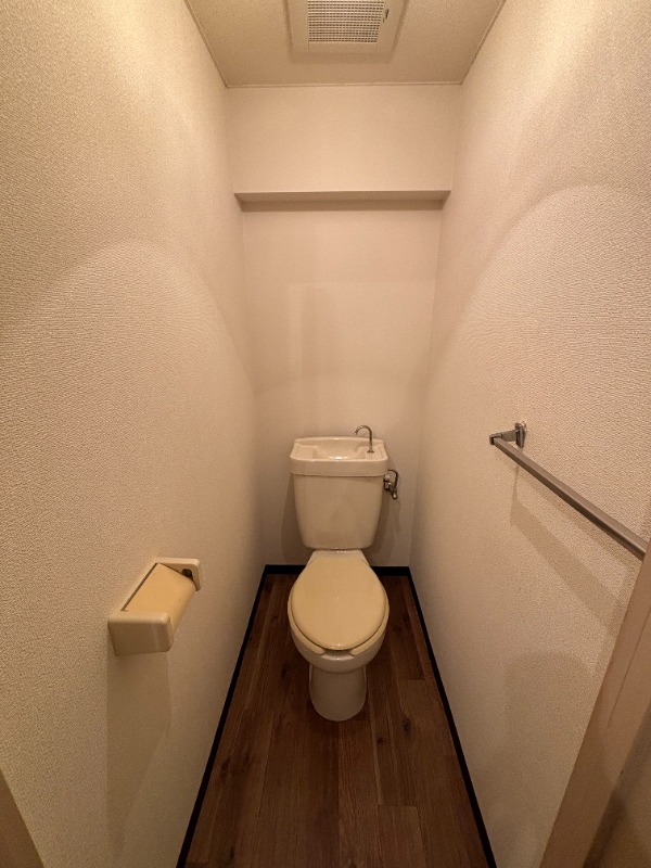 ＪＲ京浜東北線 西川口駅 徒歩19分 4階建 築39年のトイレ写真