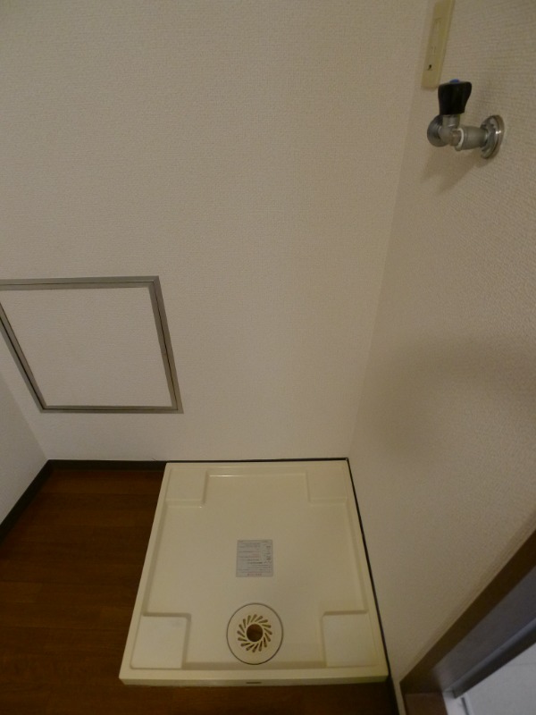 地下鉄名城線 西高蔵駅 徒歩5分 3階建 築31年のその他写真