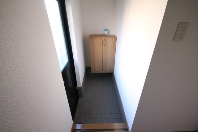 玄関　※同物件別号室の写真になります
