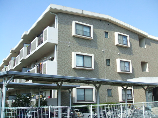 建物外観　ベストエクセルの外観です