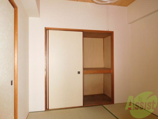 収納　奥行きもありたくさん入ります