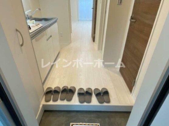 玄関　※同施工会社参考写真※