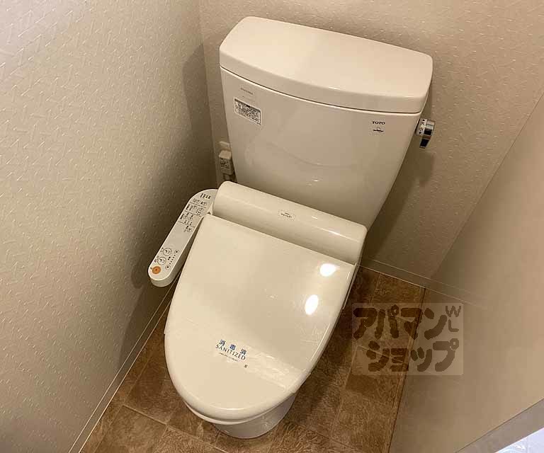 阪急嵐山線 上桂駅 徒歩10分 5階建 築15年のトイレ写真