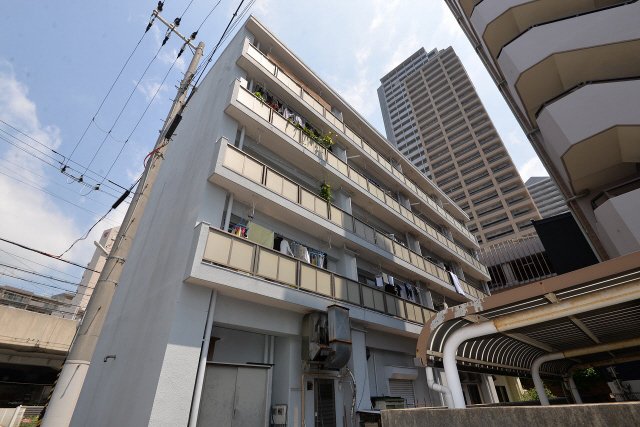 建物外観　外観は落ち着いています