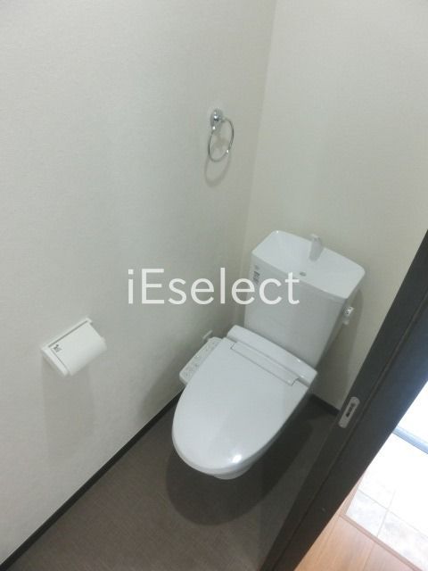 トイレ　ウォシュレット完備