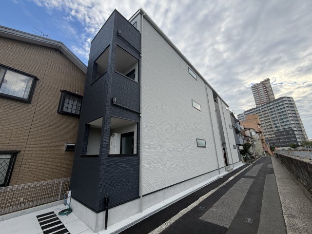 LIVFIT放出の外観写真