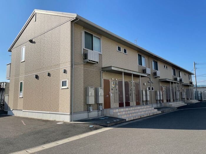 オプティマムハウス B棟の外観写真