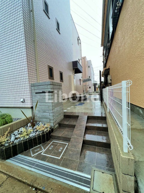 den douceの外観写真
