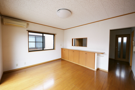 サンビレッジIの居間写真