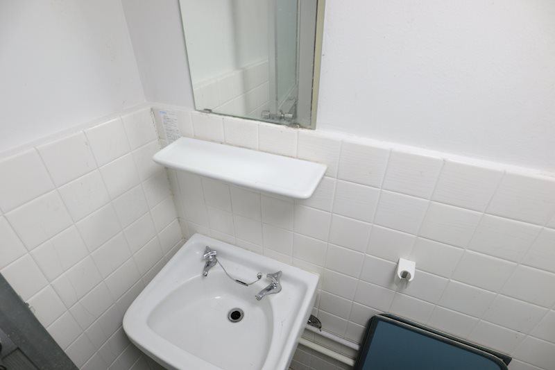 洗面設備　別号室の参考写真となります。
