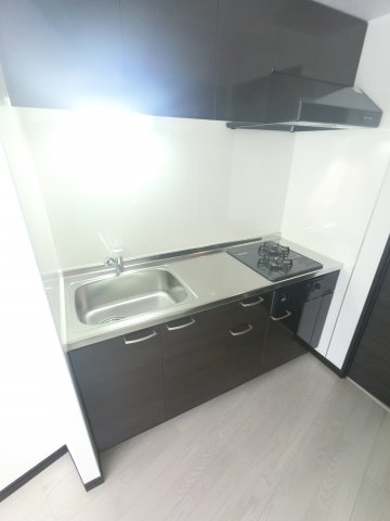 ＪＲ内房線 本千葉駅 徒歩10分 6階建 築11年のキッチン写真