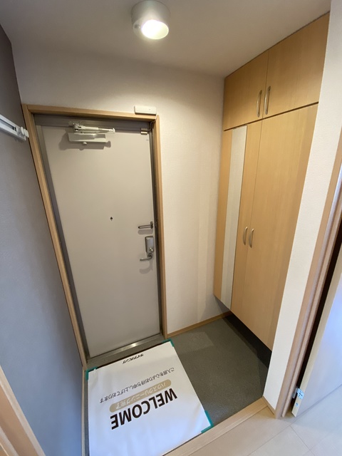玄関　玄関収納豊富です