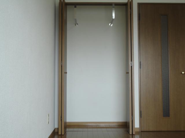 収納　別部屋参考写真