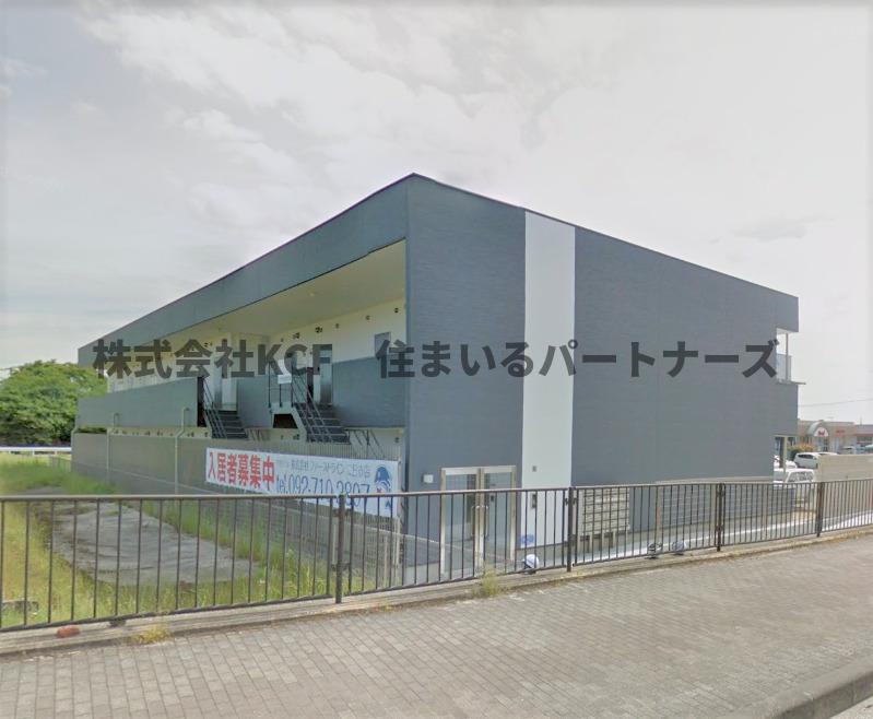 駐車場　駐車場があるので、車を買う予定の方も安心です