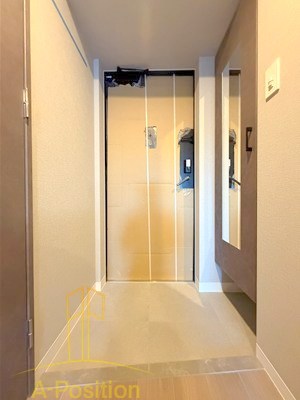 玄関　エスリードレジデンス ザ・グラン大阪福島クラス