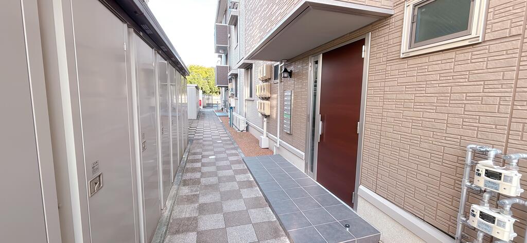 ＪＲ常磐線 いわき駅 徒歩8分 3階建 築10年の外観写真