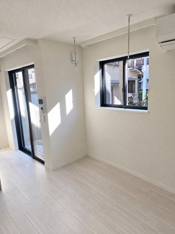 小田急線 豪徳寺駅 徒歩5分 3階建 築1年の内装写真