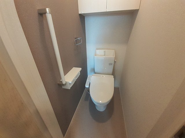 西鉄天神大牟田線 津古駅 徒歩30分 2階建 築3年のトイレ写真