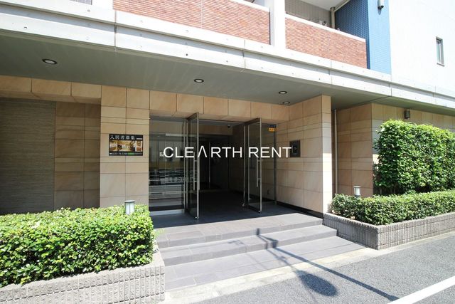 エントランス　上質な雰囲気のエントランス