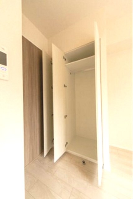 収納　参考写真　同物件別部屋