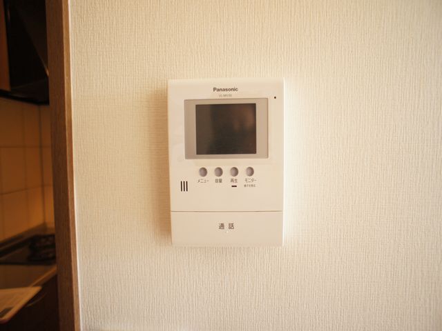 その他設備　訪問者の確認ができるTVドアホン付きです♪