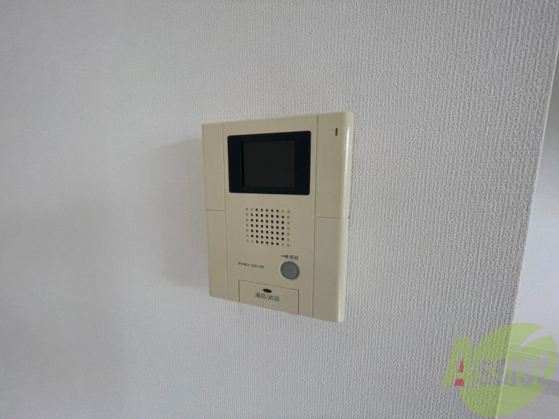 その他設備　ＴＶモニター付インターホンです。来客者の顔が見えるので安心！
